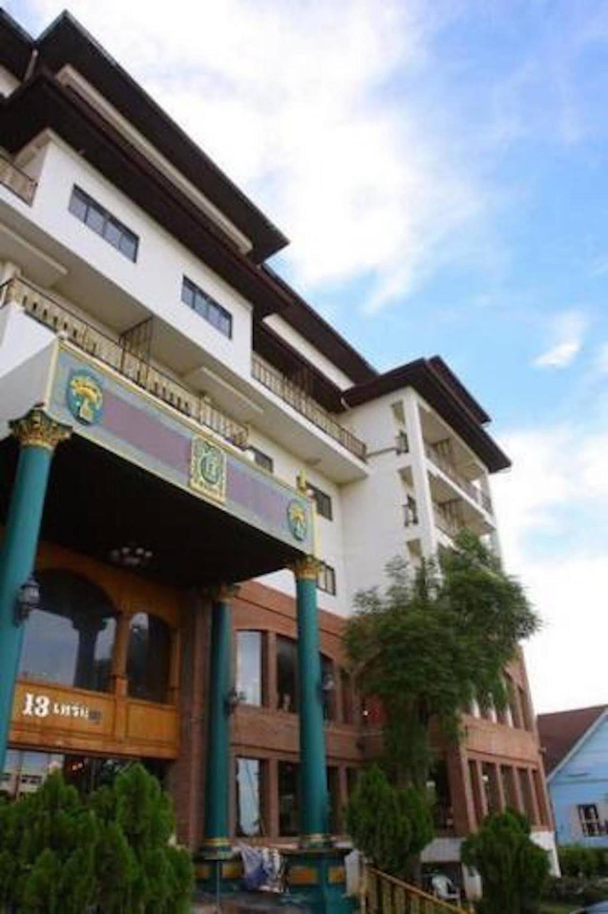 Oyo 75466 -13 Coins Bang Yai Hotel Нонтхабури Экстерьер фото